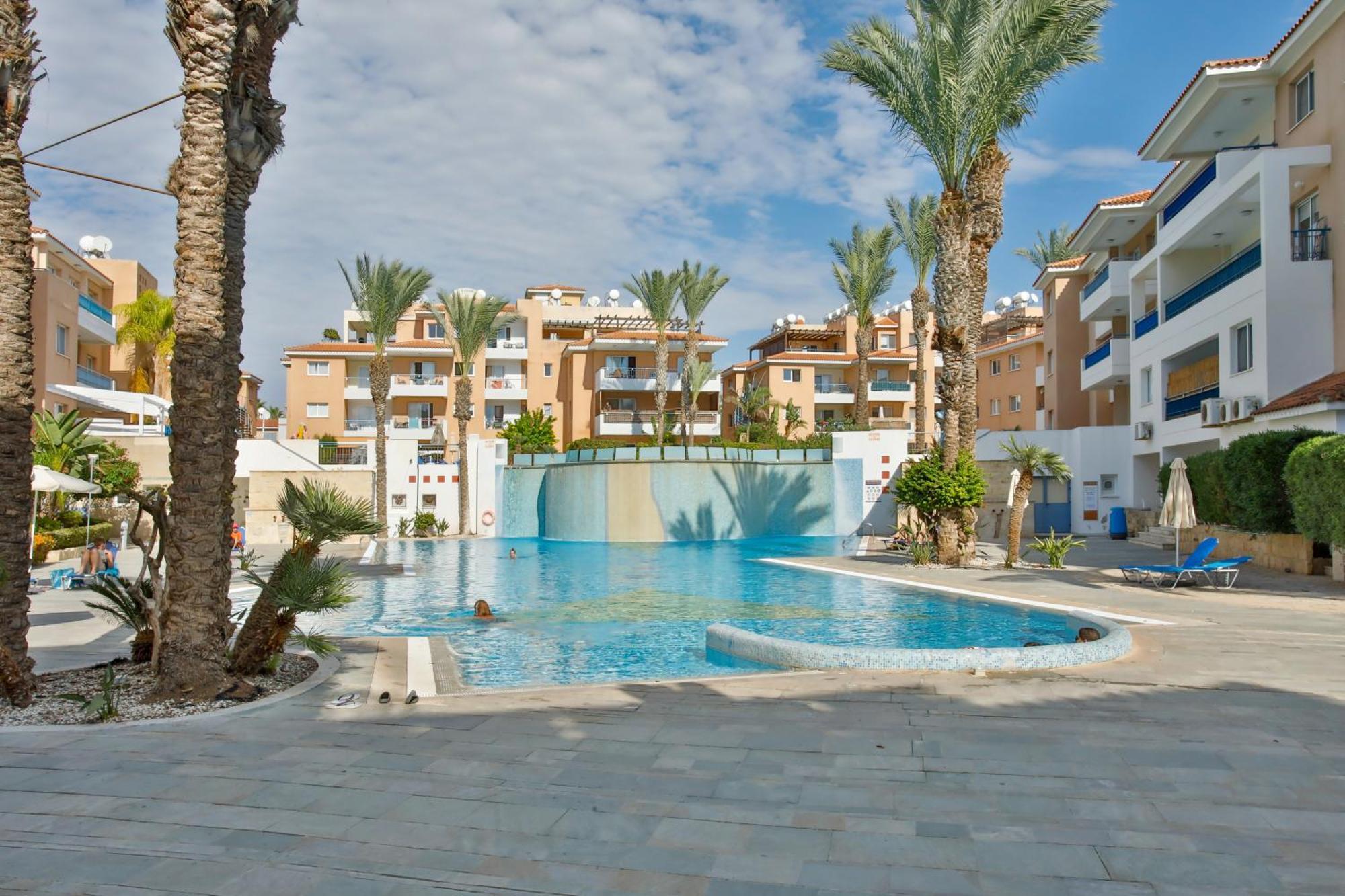 Casa Del Sol Townhouse In Iris Village Paphos מראה חיצוני תמונה