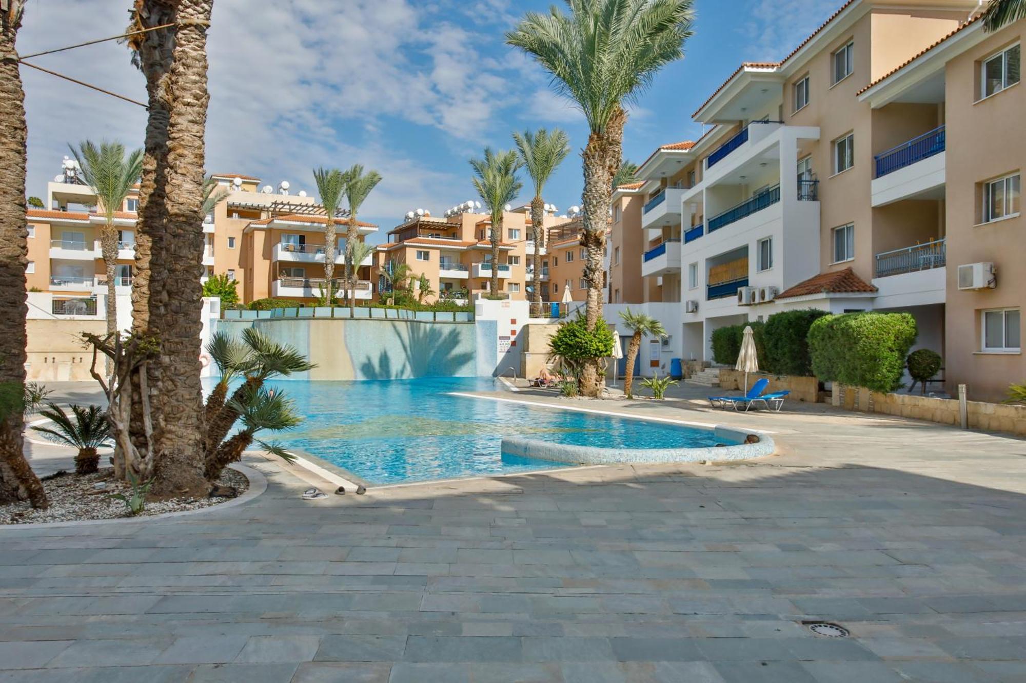 Casa Del Sol Townhouse In Iris Village Paphos מראה חיצוני תמונה